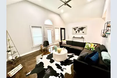 259 Oakwood Ave, Revere, MA 02151 - Photo 15