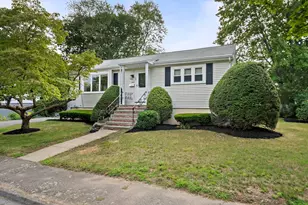 29 Thayer Cir, Randolph, MA 02368 - Photo 1