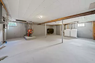 29 Thayer Cir, Randolph, MA 02368 - Photo 19