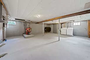 29 Thayer Cir, Randolph, MA 02368 - Photo 19