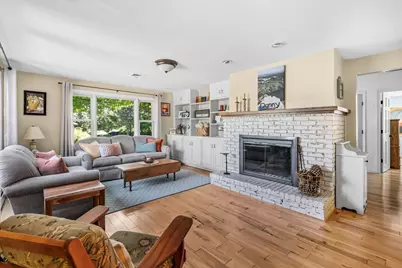 6 W Park Dr, Easthampton, MA 01027 - Photo 15