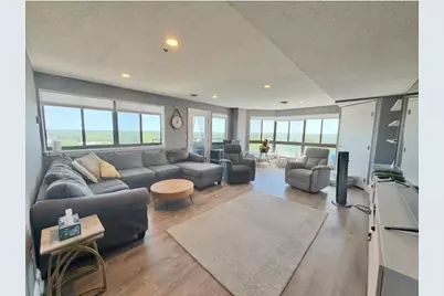 200 Burhkall #710, Weymouth, MA 02190 - Photo 3