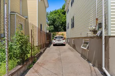 57 Newbury St. #2, Somerville, MA 02144 - Photo 17