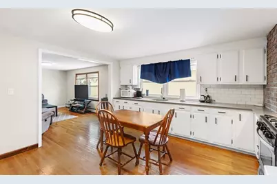 57 Newbury St. #2, Somerville, MA 02144 - Photo 3