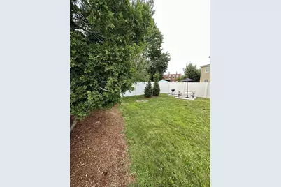 58-60 Waverly St #1, Boston, MA 02135 - Photo 11