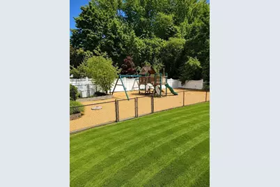 10 Stoneybrook Drive, Bridgewater, MA 02324 - Photo 37