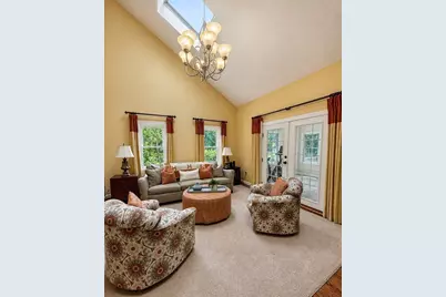 10 Stoneybrook Drive, Bridgewater, MA 02324 - Photo 11