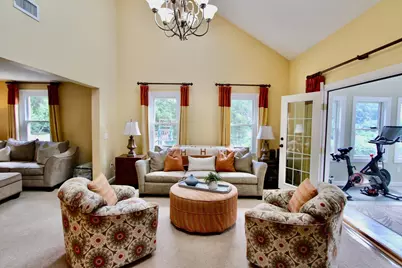 10 Stoneybrook Drive, Bridgewater, MA 02324 - Photo 9