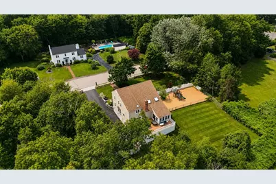 10 Stoneybrook Drive, Bridgewater, MA 02324 - Photo 5