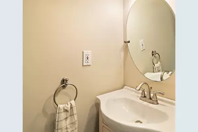 356-358 Main St #12, Boston, MA 02129 - Photo 13