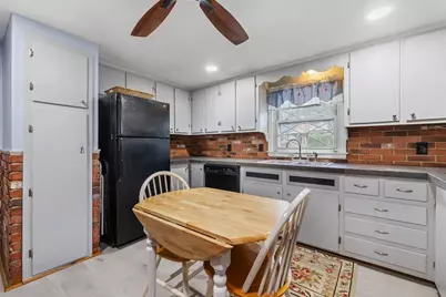 1 Melba Ave, Auburn, MA 01501 - Photo 5