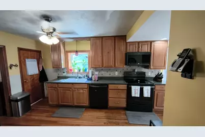 66 Edgemere Rd, Lynn, MA 01904 - Photo 19
