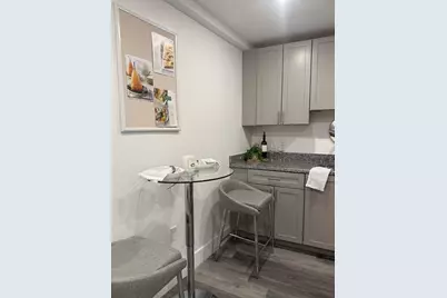 585 Essex St #519, Lynn, MA 01901 - Photo 5