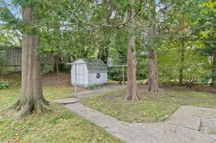 65 Brightwood Rd, Waltham, MA 02453 - Photo 35