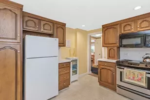 65 Brightwood Rd, Waltham, MA 02453 - Photo 21