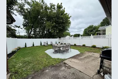 87 Vezina Ave, Leominster, MA 01453 - Photo 31