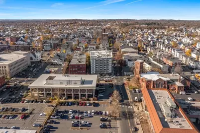 585 Essex St #619, Lynn, MA 01901 - Photo 9