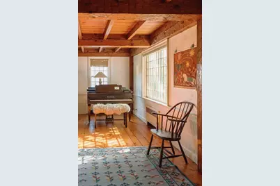 636 Bernardston Rd, Greenfield, MA 01301 - Photo 17