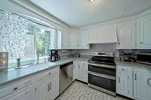 600 Forest St, Bridgewater, MA 02324 - Photo 15