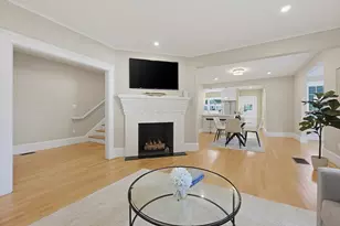 163 Prospect St, Wakefield, MA 01880 - Photo 9