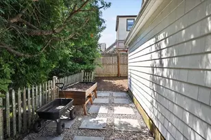 93 Sachem St, Quincy, MA 02170 - Photo 23
