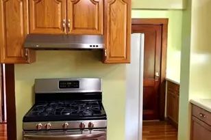 32 Rawson Rd, Arlington, MA 02474 - Photo 9