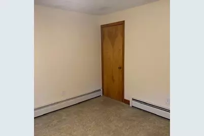 105 Salisbury St #105, Dracut, MA 01826 - Photo 5