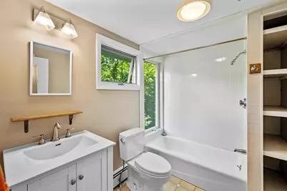 8 Risley Rd, Marblehead, MA 01945 - Photo 27