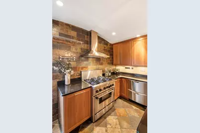 52 Cedar #1, Somerville, MA 02143 - Photo 5