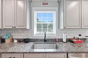 32 Nelson St, Warren, MA 01083 - Photo 5