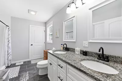 32 Nelson St, Warren, MA 01083 - Photo 19