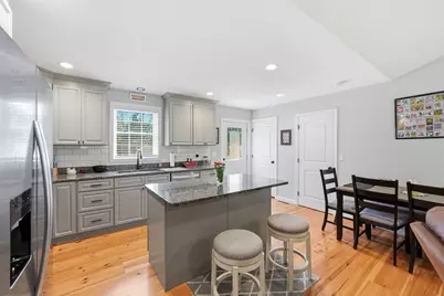32 Nelson St, Warren, MA 01083 - Photo 9