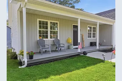 32 Nelson St, Warren, MA 01083 - Photo 3