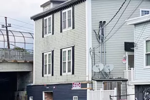 213-215 Burrill St, Swampscott, MA 01907 - Photo 1