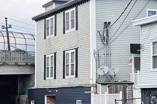 213-215 Burrill St, Swampscott, MA 01907 - Photo 1