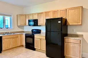 26 Abbott St, Beverly, MA 01915 - Photo 11