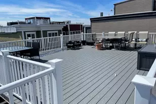 176 Bowen St, Boston, MA 02127 - Photo 15