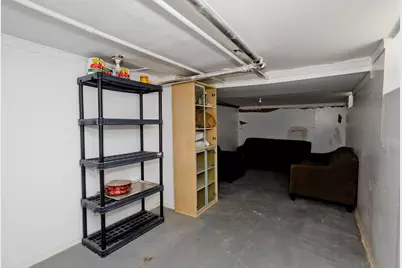 34 E. School St, West Springfield, MA 01089 - Photo 7
