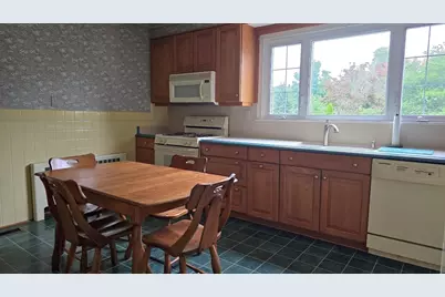 21 Arbutus Road, Worcester, MA 01606 - Photo 15