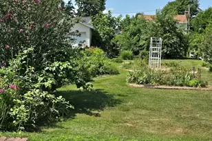 21 Arbutus Rd, Worcester, MA 01606 - Photo 5