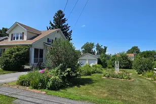 21 Arbutus Rd, Worcester, MA 01606 - Photo 3
