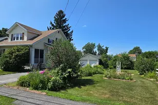 21 Arbutus Rd, Worcester, MA 01606 - Photo 3
