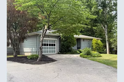 510 Thacher St, Attleboro, MA 02703 - Photo 5