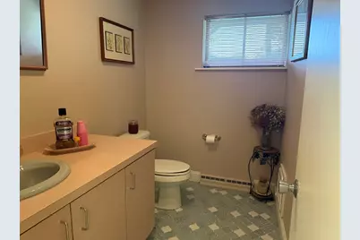 510 Thacher St, Attleboro, MA 02703 - Photo 23