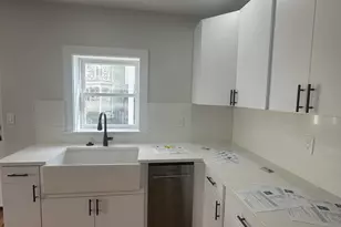 9 Wilbur, Boston, MA 02125 - Photo 3