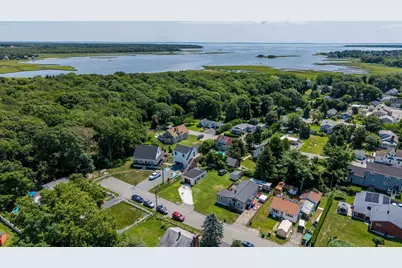 21 Golf St, Fairhaven, MA 02719 - Photo 27