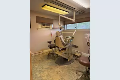 510 Thacher St, Attleboro, MA 02703 - Photo 17