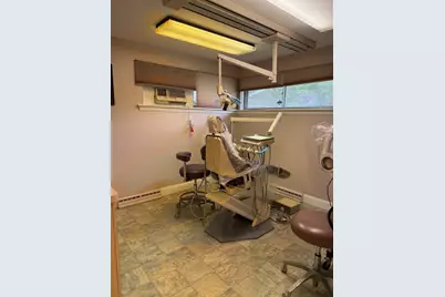510 Thacher St, Attleboro, MA 02703 - Photo 17