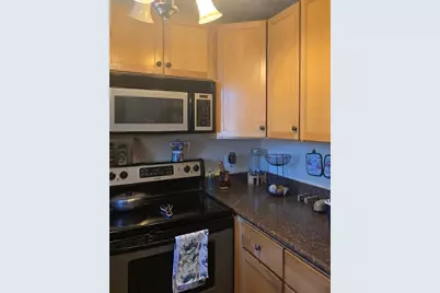 40 Saint Kolbe Dr #C, Holyoke, MA 01040 - Photo 5