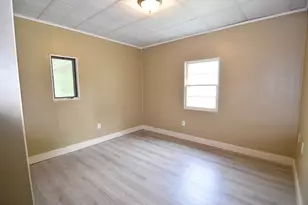 55 Pike St, Athol, MA 01331 - Photo 13